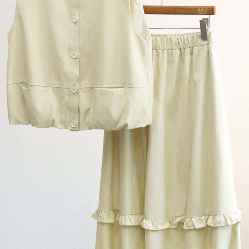 米白色无袖马甲荷叶边半身裙套装 细节图1